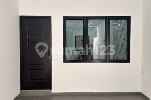 4 bedrooms House in Kebon Jeruk, Jakarta, No. 8778 5