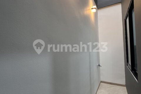 4 bedrooms House in Kebon Jeruk, Jakarta, No. 8778 10