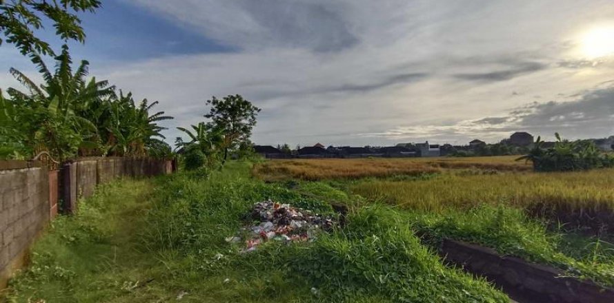 400m2 Land in Tabanan, Indonesia No. 13323