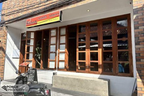 156m2 Commercial property in Kuta, Badung, Indonesia No. 13324 2