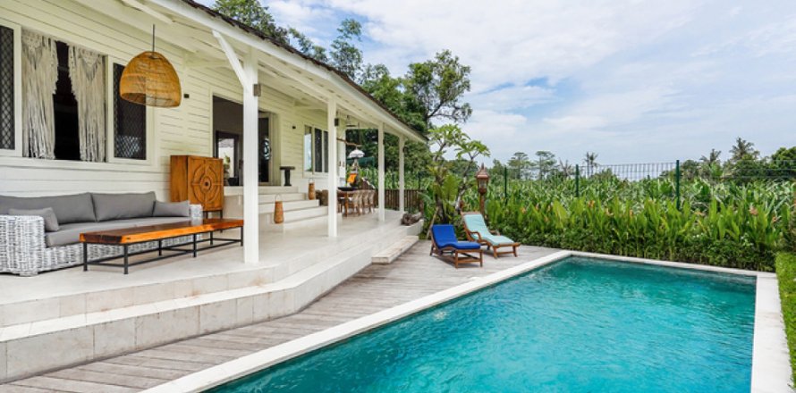 2 bedrooms Villa in Denpasar, Indonesia No. 10974