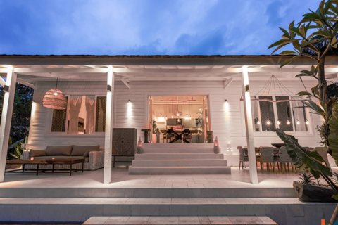 2 bedrooms Villa in Denpasar, Indonesia No. 10974 16