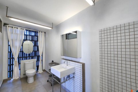 3 bedrooms Villa in Kerobokan, Badung, Indonesia No. 10971 24