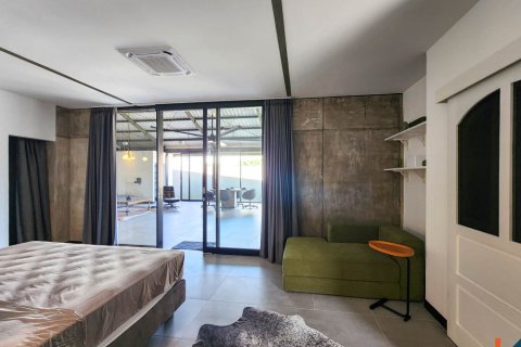 3 bedrooms Villa in Kerobokan, Badung, Indonesia No. 10971 14
