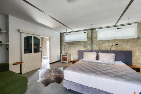 3 bedrooms Villa in Kerobokan, Badung, Indonesia No. 10971 19