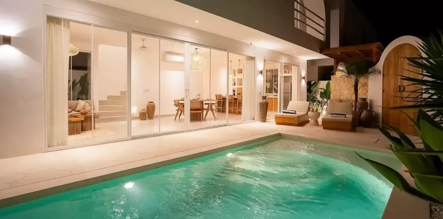 2 bedrooms Villa in Canggu, Badung, Indonesia No. 10973