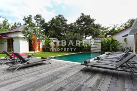 4 bedrooms Villa in Badung, Indonesia No. 12001 2