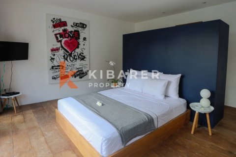 4 bedrooms Villa in Badung, Indonesia No. 12001 8