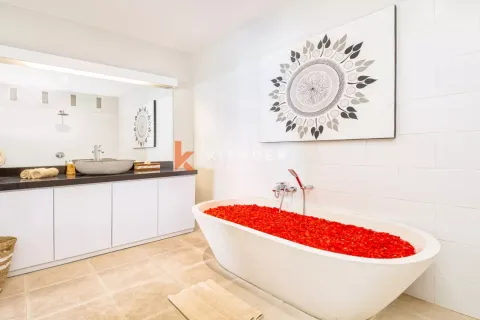 3 bedrooms Villa in Badung, Indonesia No. 12003 14