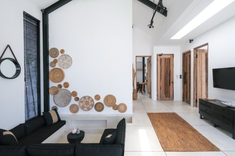 77m2 Villa in Badung, Indonesia No. 13676 5