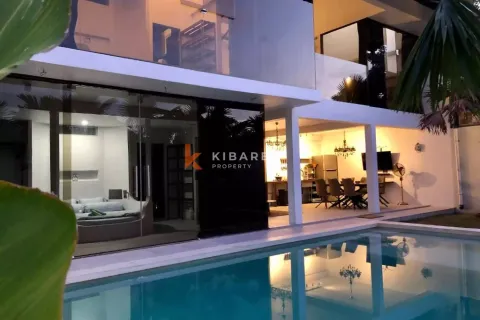 3 bedrooms Villa in Nusa Dua, Badung, Indonesia No. 12636 2