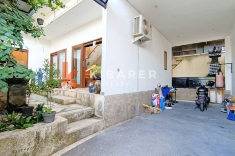 3 bedrooms Villa in Denpasar, Indonesia No. 11872 15