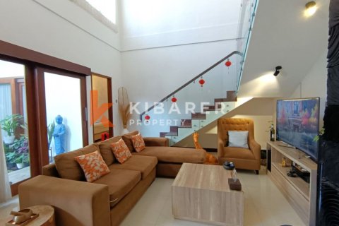 3 bedrooms Villa in Denpasar, Indonesia No. 11872 2