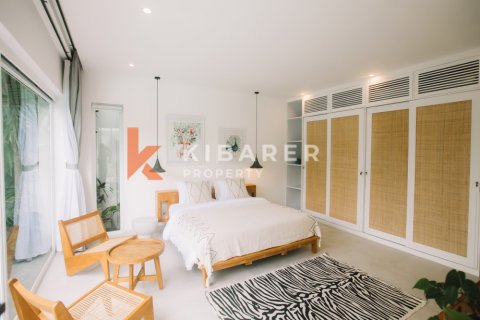 3 bedrooms Villa in Tibubeneng, Badung, Indonesia No. 11874 10