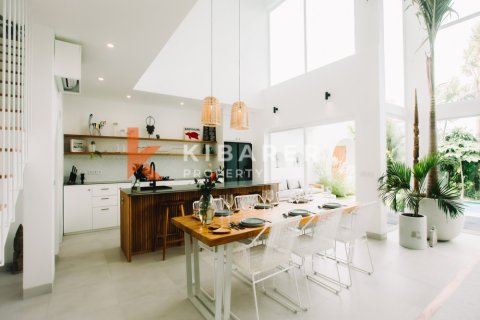 3 bedrooms Villa in Tibubeneng, Badung, Indonesia No. 11874 6