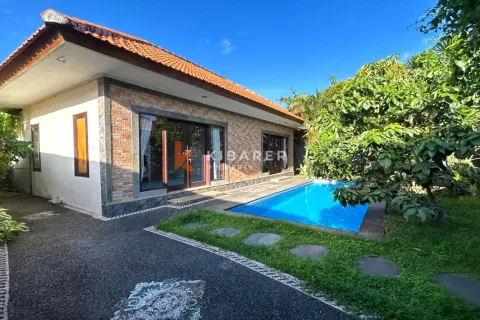 2 bedrooms Villa in Kerobokan, Badung, Indonesia No. 11900