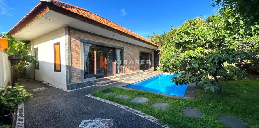 2 bedrooms Villa in Kerobokan, Badung, Indonesia No. 11900