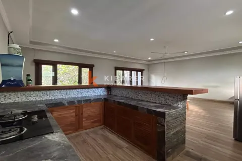 2 bedrooms Villa in Kerobokan, Badung, Indonesia No. 11900 5