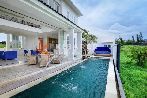 4 bedrooms Villa in Tibubeneng, Badung, Indonesia No. 11901