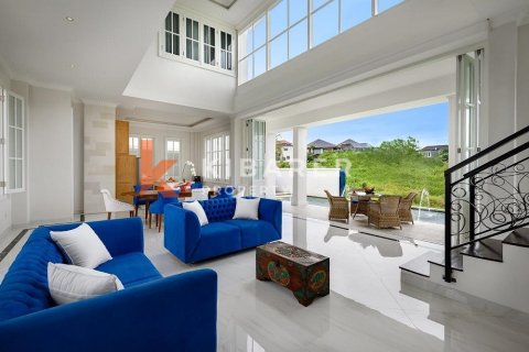 4 bedrooms Villa in Tibubeneng, Badung, Indonesia No. 11901 12