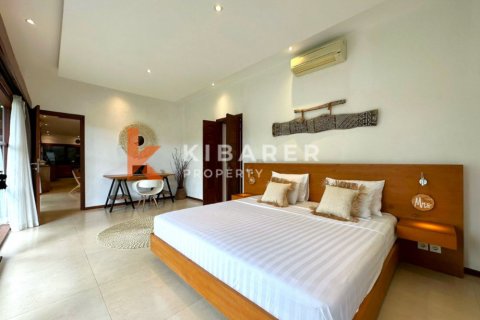 4 bedrooms Villa in Tibubeneng, Badung, Indonesia No. 11899 9