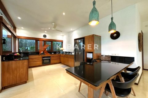 4 bedrooms Villa in Tibubeneng, Badung, Indonesia No. 11899 6