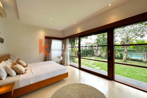 4 bedrooms Villa in Tibubeneng, Badung, Indonesia No. 11899 10