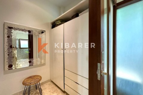 4 bedrooms Villa in Tibubeneng, Badung, Indonesia No. 11899 13