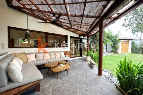 4 bedrooms Villa in Tibubeneng, Badung, Indonesia No. 11899 18