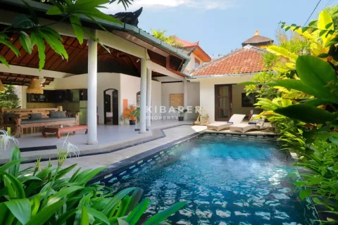 3 bedrooms Villa in Seminyak, Badung, Indonesia No. 11904