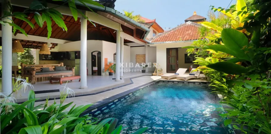 3 bedrooms Villa in Seminyak, Badung, Indonesia No. 11904
