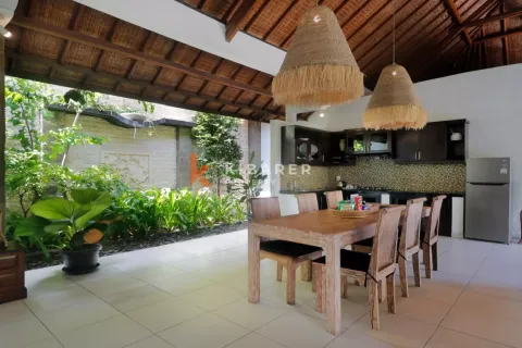 3 bedrooms Villa in Seminyak, Badung, Indonesia No. 11904 6