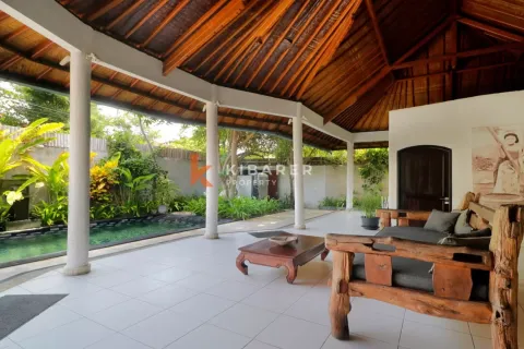 3 bedrooms Villa in Seminyak, Badung, Indonesia No. 11904 7