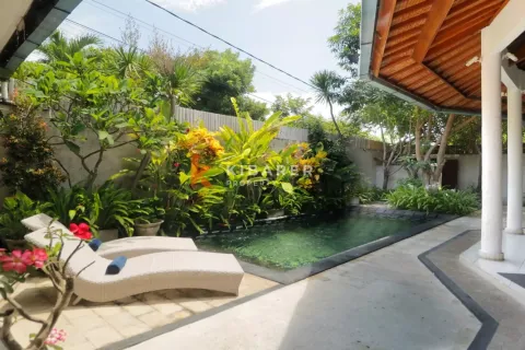 3 bedrooms Villa in Seminyak, Badung, Indonesia No. 11904 3