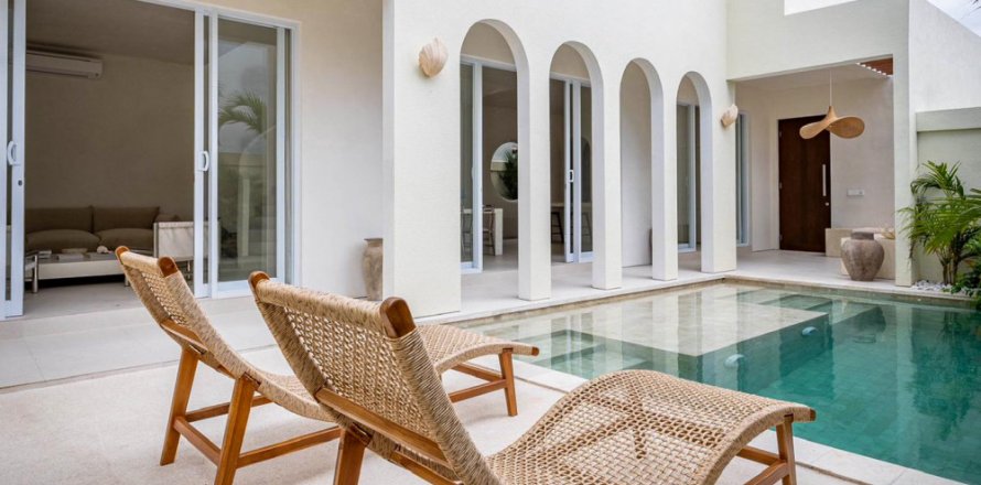 2 bedrooms Villa in Denpasar, Indonesia No. 11199