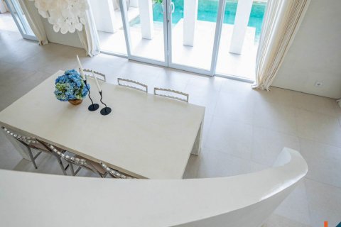 2 bedrooms Villa in Denpasar, Indonesia No. 11199 7
