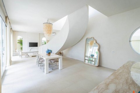 2 bedrooms Villa in Denpasar, Indonesia No. 11199 5