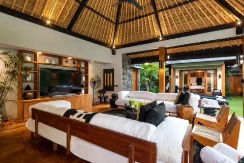 Вилла с 3 спальнями в Seminyak, Бадунг, Индонезия № 10175 11