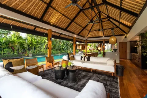 Вилла с 3 спальнями в Seminyak, Бадунг, Индонезия № 10175 4