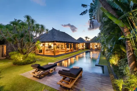 Вилла с 3 спальнями в Seminyak, Бадунг, Индонезия № 10175