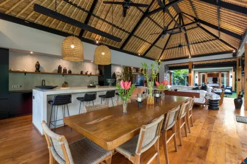 Вилла с 3 спальнями в Seminyak, Бадунг, Индонезия № 10175 5