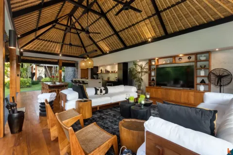 Вилла с 3 спальнями в Seminyak, Бадунг, Индонезия № 10175 13