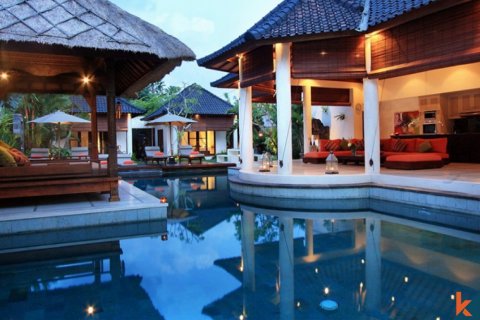 Вилла с 4 спальнями в Seminyak, Бадунг, Индонезия № 11659 8