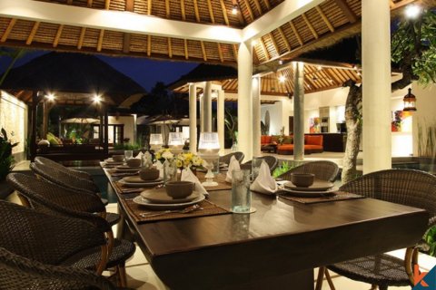 Вилла с 4 спальнями в Seminyak, Бадунг, Индонезия № 11659 5
