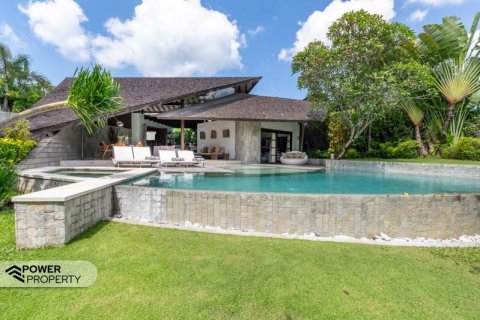 3 bedrooms Villa in Seminyak, Badung,  No. 195 1