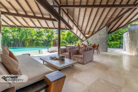 3 bedrooms Villa in Seminyak, Badung,  No. 195 3