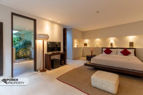 3 bedrooms Villa in Seminyak, Badung,  No. 195 30