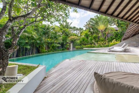 3 bedrooms Villa in Seminyak, Badung,  No. 195 5