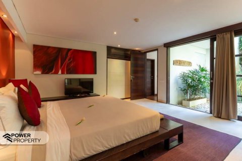 3 bedrooms Villa in Seminyak, Badung,  No. 195 13