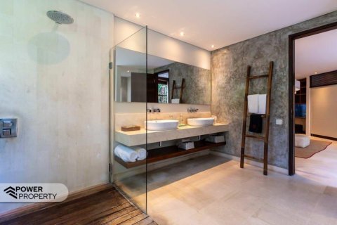 3 bedrooms Villa in Seminyak, Badung,  No. 195 24
